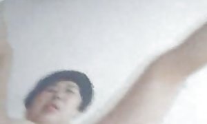 个人使用的性玩具了年轻黑人女孩的裸体